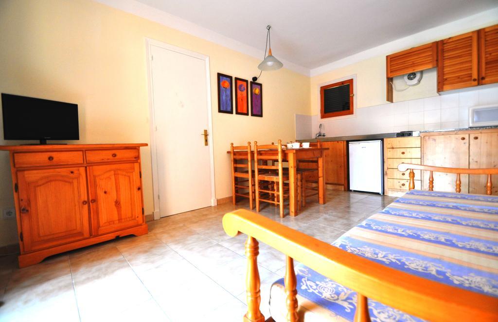 Sant Joan Apartaments - Adults Only カラ・エン・ブラネス エクステリア 写真